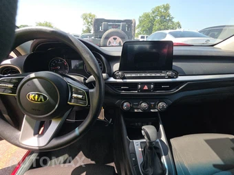 2020 Kia Forte LXS – miniatura 11