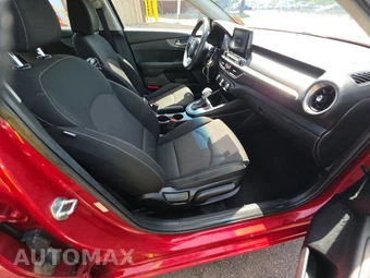 2020 Kia Forte LXS – miniatura 8