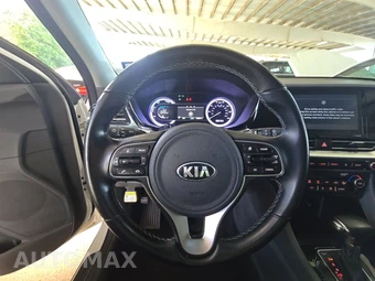 2020 Kia Niro LXS – miniatura 10