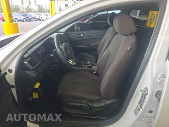 2020 Kia Optima LX – miniatura 7
