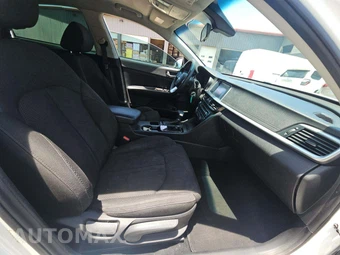 2020 Kia Optima LX – miniatura 15