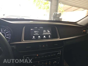 2020 Kia Optima LX – miniatura 10