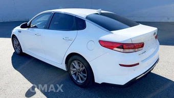 2020 Kia Optima LX - miniatura 15
