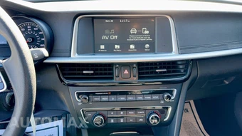 2020 Kia Optima LX - miniatura 33