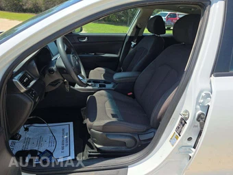 2020 Kia Optima LX – miniatura 3