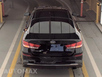 2020 Kia Optima LX - miniatura 5