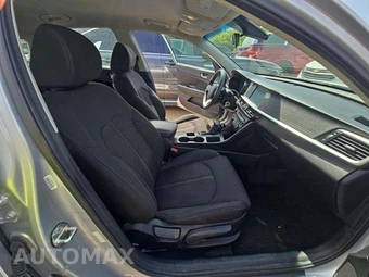 2020 Kia Optima LX - miniatura 15