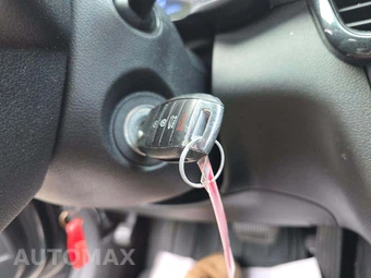 2020 Kia Optima LX - miniatura 8