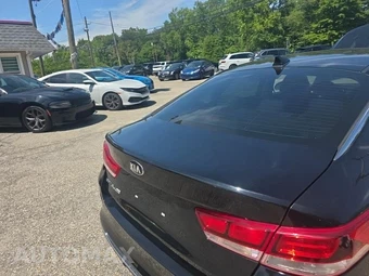2020 Kia Optima LX - miniatura 21