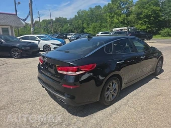 2020 Kia Optima LX - miniatura 4