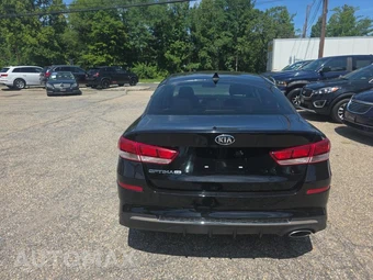 2020 Kia Optima LX - miniatura 5