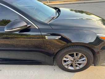 2020 Kia Optima LX - miniatura 10