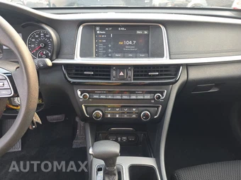 2020 Kia Optima LX – miniatura 11