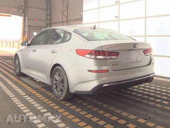 2020 Kia Optima LX – miniatura 6