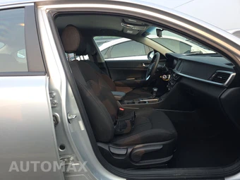 2020 Kia Optima LX – miniatura 8