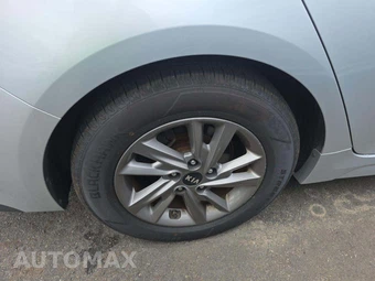 2020 Kia Optima LX – miniatura 27