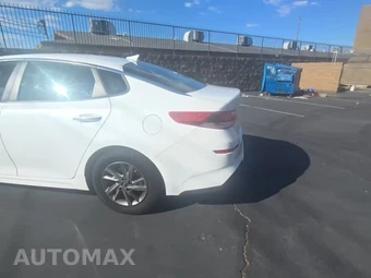 2020 Kia Optima LX – miniatura 3