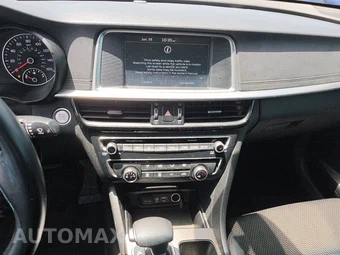 2020 Kia Optima S – miniatura 11