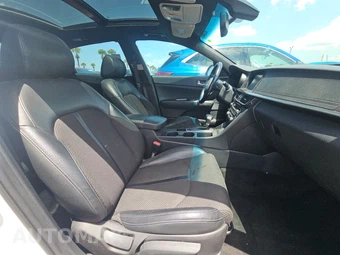 2020 Kia Optima S – miniatura 8