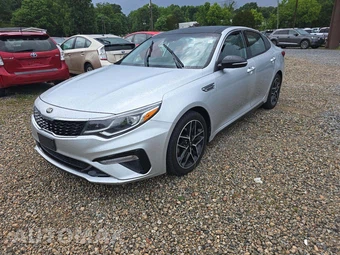 2020 Kia Optima SE