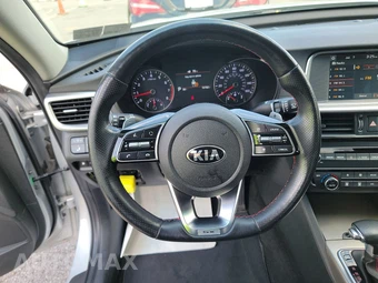2020 Kia Optima SX – miniatura 10