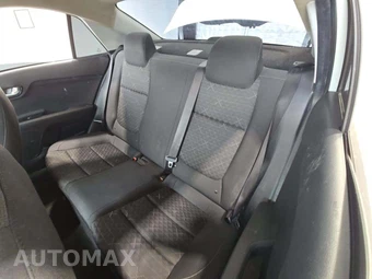 2020 Kia Rio LX Sedan – miniatura 13