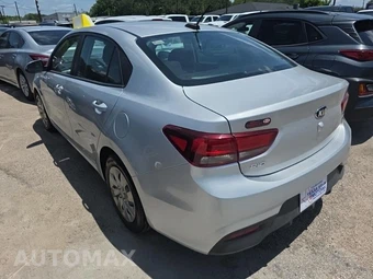 2020 Kia Rio LX Sedan – miniatura 6