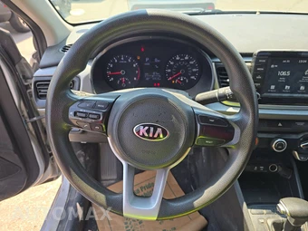 2020 Kia Rio LX Sedan – miniatura 10