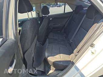 2020 Kia Rio LX Sedan – miniatura 13