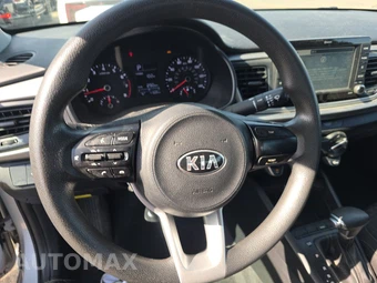 2020 Kia Rio LX Sedan – miniatura 10