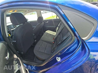 2020 Kia Rio S Sedan – miniatura 13