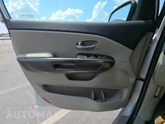 2020 Kia Sedona EX 120.5" WB - miniatura 9