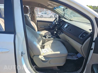 2020 Kia Sedona L 120.5" WB – miniatura 8