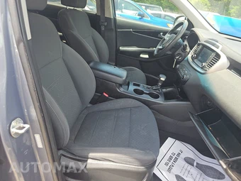 2020 Kia Sorento LX V6 – miniatura 8