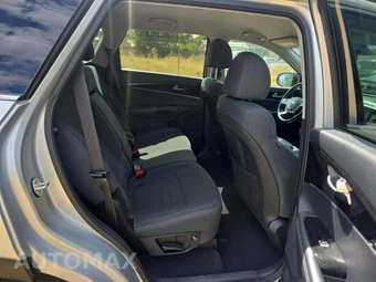 2020 Kia Sorento S V6 – miniatura 14
