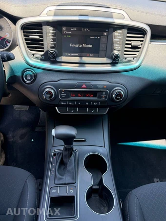 2020 Kia Sorento S V6 - miniatura 16