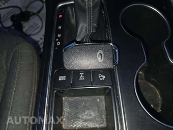 2020 Kia Sorento S V6 - miniatura 5