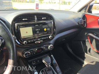 2020 Kia Soul GT-Line Turbo - miniatura 10