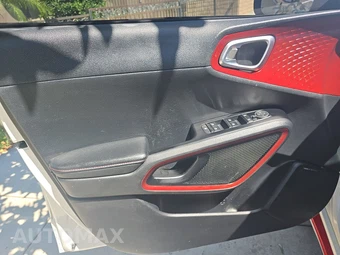 2020 Kia Soul GT-Line Turbo - miniatura 9