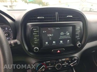 2020 Kia Soul LX - miniatura 10
