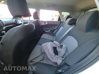 2020 Kia Soul LX – miniatura 13