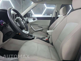 2020 Kia Soul LX - miniatura 6