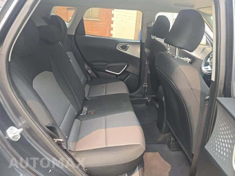 2020 Kia Soul LX - miniatura 13