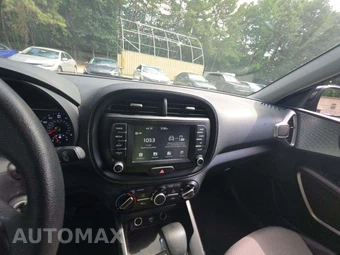 2020 Kia Soul LX - miniatura 10