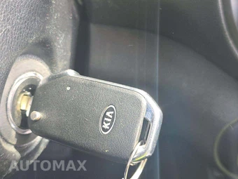 2020 Kia Soul LX - miniatura 8