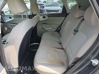 2020 Kia Soul LX – miniatura 10