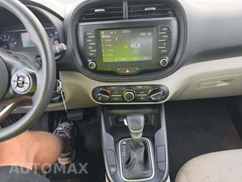 2020 Kia Soul LX – miniatura 7