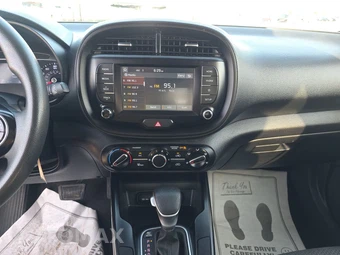 2020 Kia Soul LX - miniatura 11