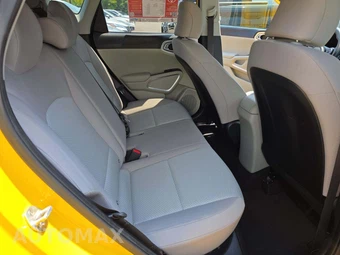 2020 Kia Soul LX - miniatura 16