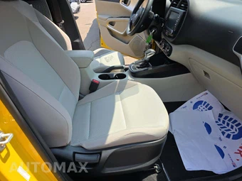 2020 Kia Soul LX - miniatura 18